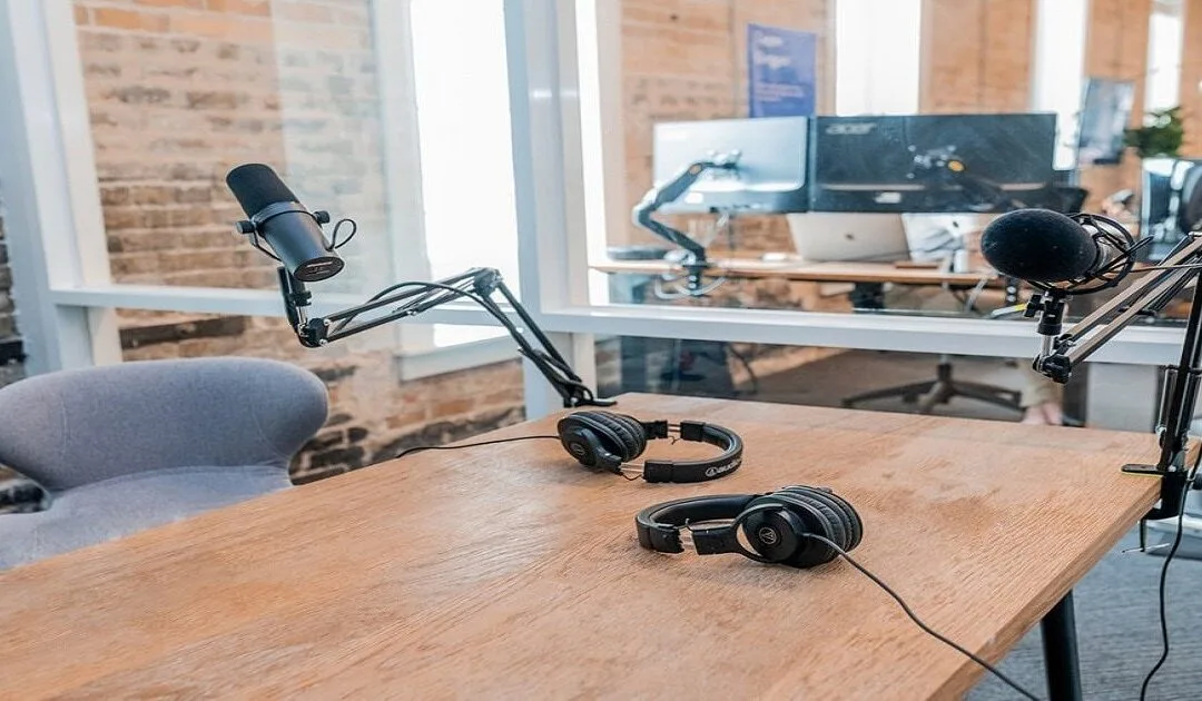 How to Use Podcasts to Reinforce Your Brand Storytelling